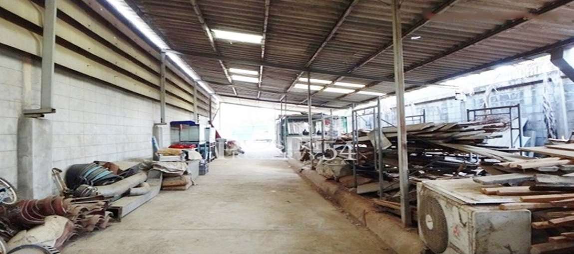 ลดต้นทุนและสร้างรายได้ อย่างถูกกฎหมายด้วยโรงงาน 2 ไร่ ในราคาโปรโมชั่น ให้รถสินค้าเข้าสะดวกขึ้น วางของหนักได้มาก ง่ายต่อการเคลื่อนย้ายเครื่องจักรและสินค้าหนัก ใกล้ถนนเอกชัย - KK1102S