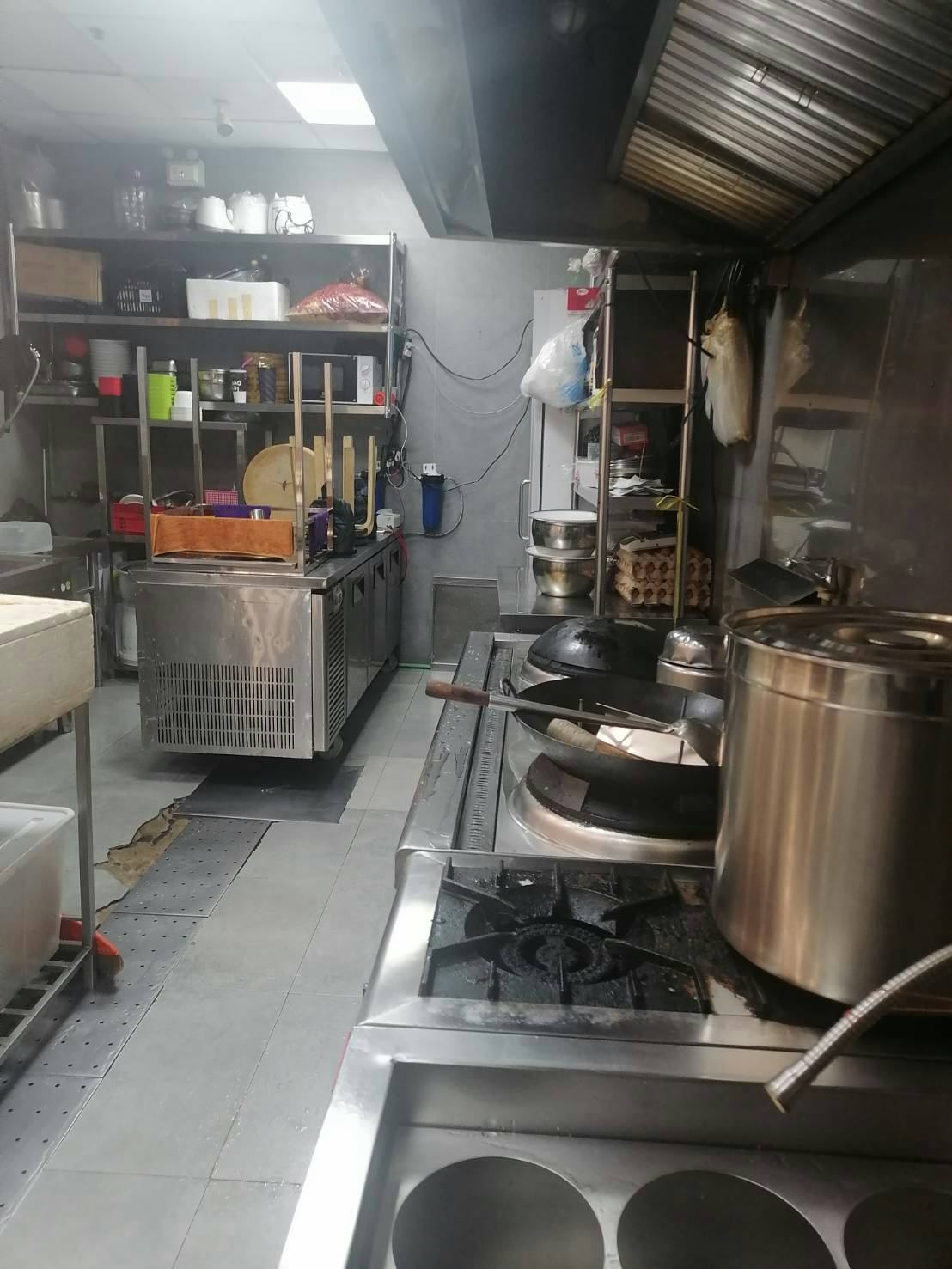 เซ้ง‼️ ร้านอาหาร ในห้างเอสพลานาดรัชดา Esplanade @ชั้น B ทำเลดี