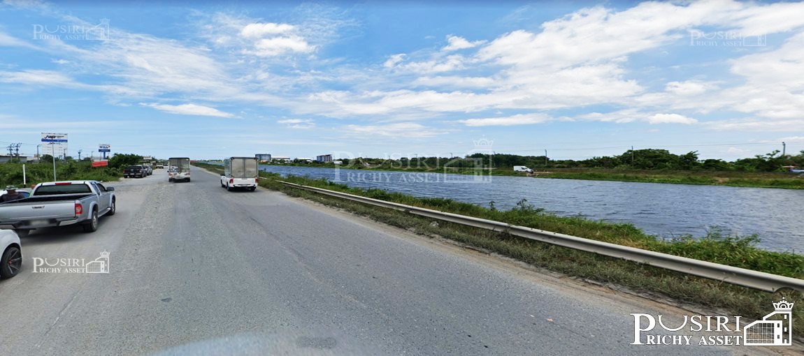 ที่สีม่วง 29 ไร่เศษ ถมเกือบเต็ม  ติดถนน 2 ด้าน เดินทางสะดวกบนถนนเทพารักษ์