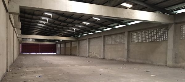 คุ้มค่ามากกับโกดัง ให้เช่า พร้อมบ้านพัก แข็งแรง ติดถนนใหญ่ ถนนกว้าง – โกดังให้เช่าท่ามะกา - KK2292R