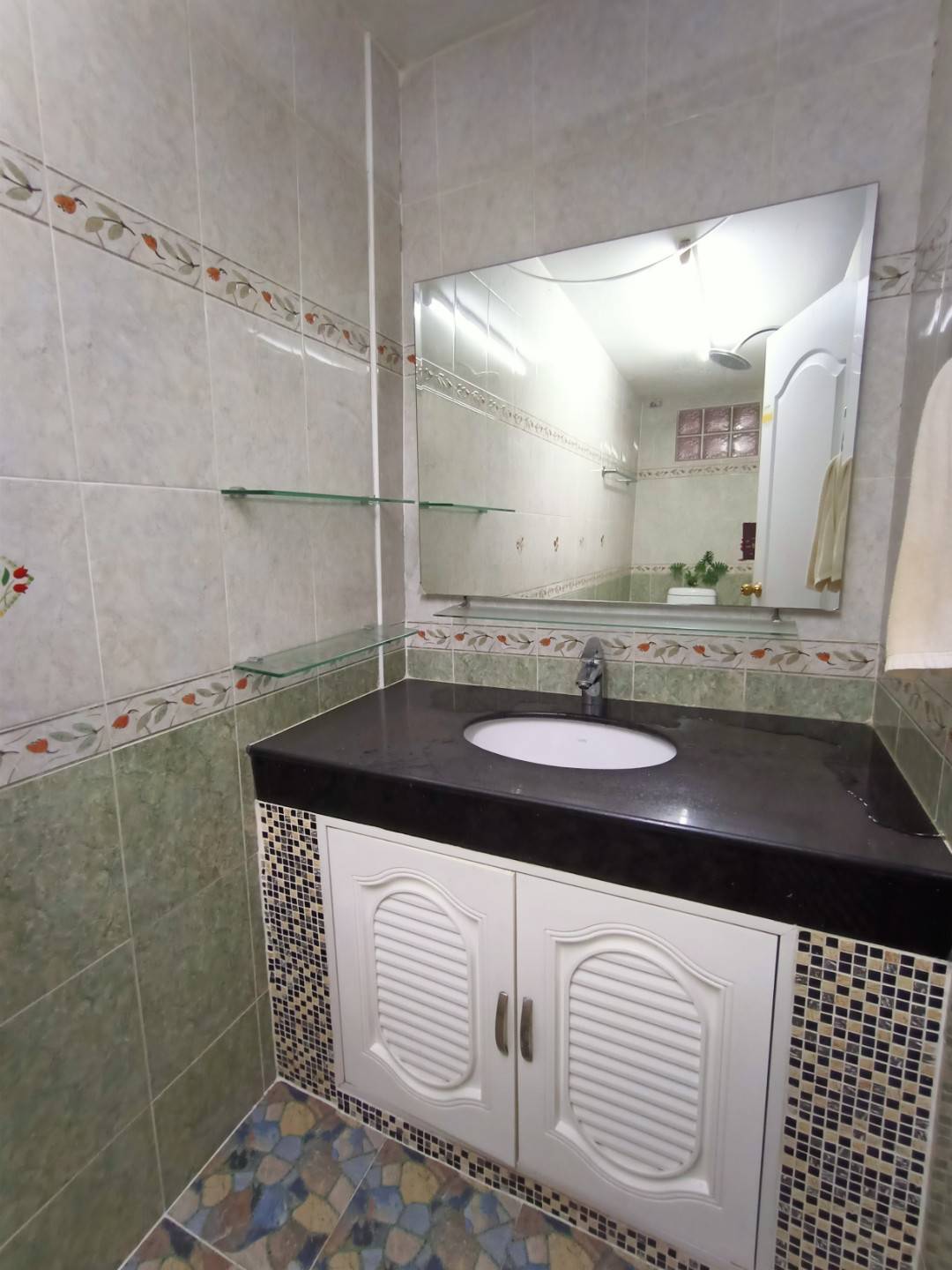 ขาย อาคารพาณิชย์ เจริญนคร 14 ลดเหลือเพียง 9.75 ล้านบาทเท่านั้น