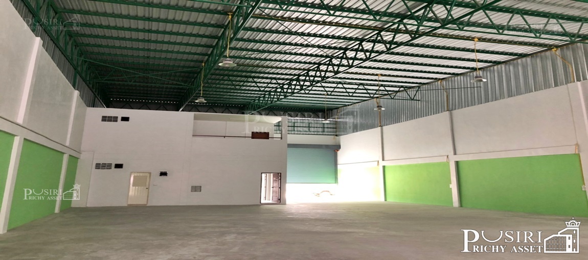 ให้เช่าโกดังใหม่แกะกล่อง 468 ตร.ม. ในซอยหมอศรี พร้อมออฟฟิศ 2 ชั้น เทรลเลอร์เข้าออกสะดวก สิ่งอำนวยความสะดวกครบ ใกล้ถนนเพชรเกษม 1.8 กม.  KK3816R