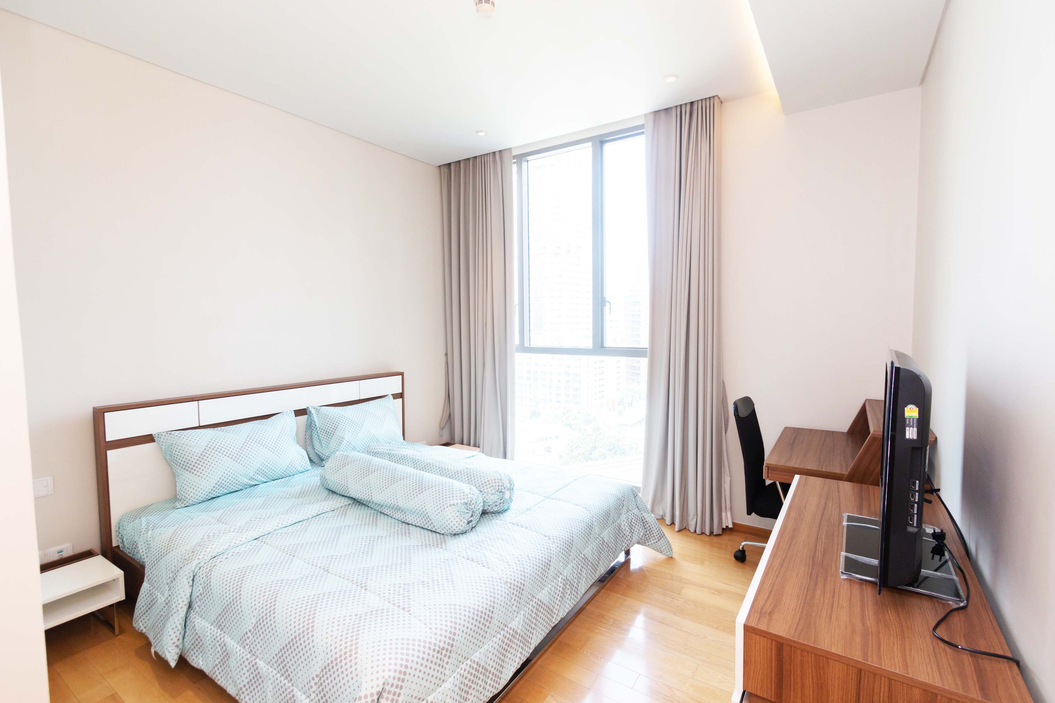 ให้เช่าหรือขาย ห้อง 1 ห้องนอน ขนาด 55.56 ตร.ม. โครงการ AEQUA Residence-สุขุมวิท 49