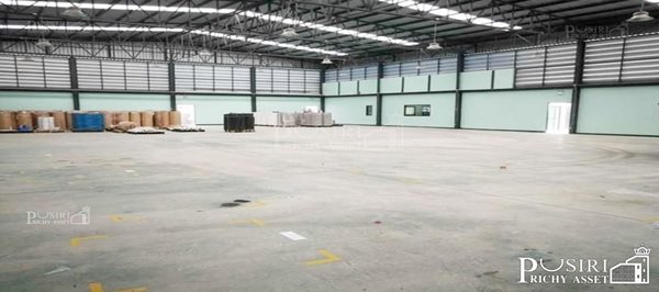 ขายโรงงานสภาพใหม่ 2ไร่เศษ ใกล้มอเตอร์เวย์ เบอร์ 7 ทางไปพัทยา ได้ทั้งผลิตและเก็บของ 1,440 ตร.ม. ในที่เดียว – KK4582S