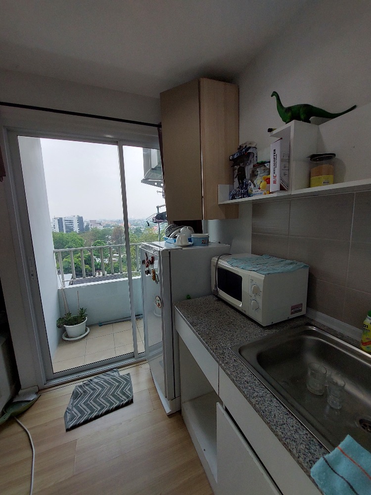 ให้เช่า คอนโดห้องสวย(ห้องมุม)Feel Condo ตึกมี8ชั้น อยู่ชั้น8 ขนาด 23 ตรม. อยู่ถนน ลาดพร้าว-วังหิน79 เข้าออก รัชดา36ได้ ให้เช่า6,500/เดือน