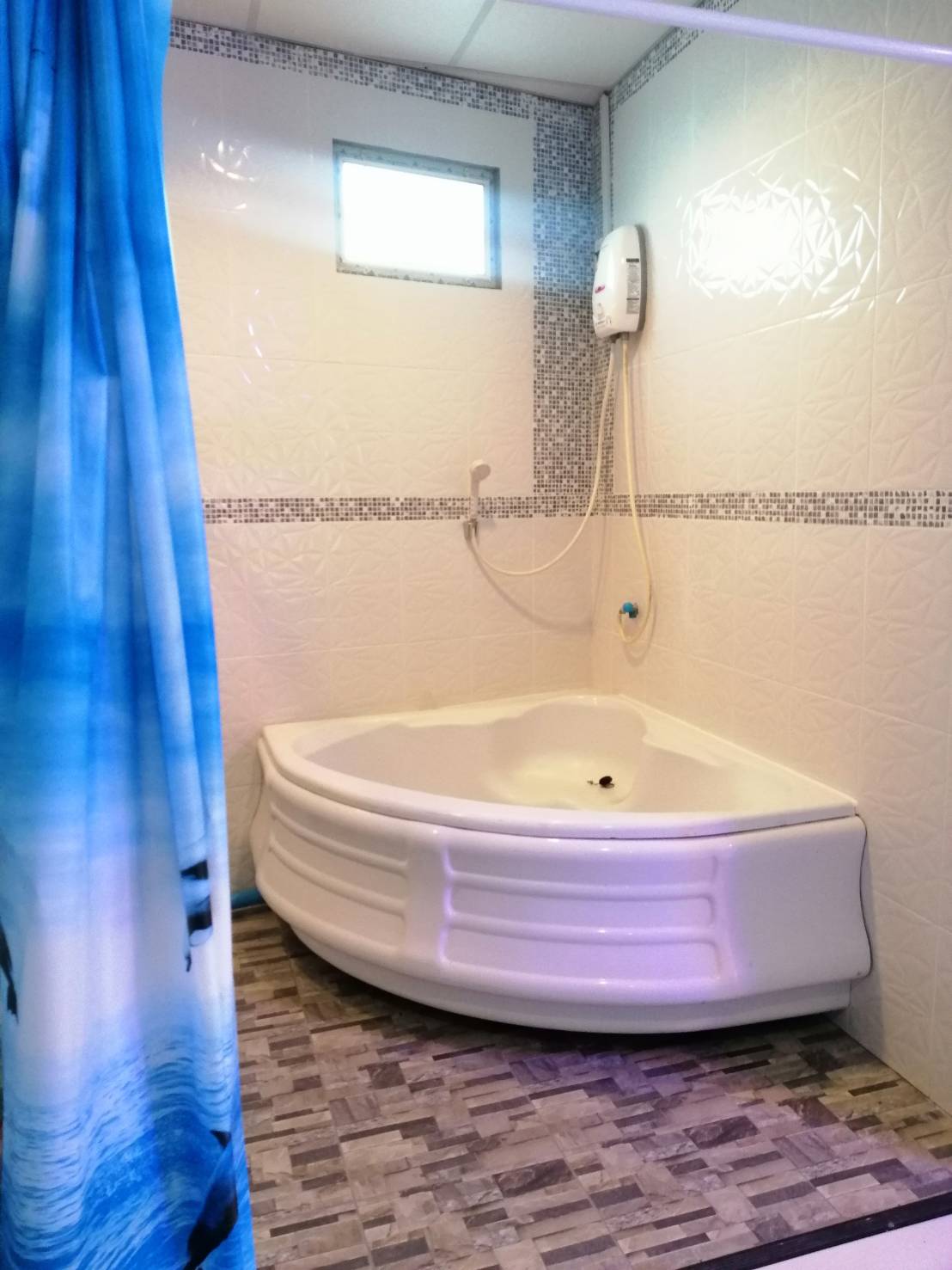 บ้านแฝด!!!ชั้นเดียว ใหม่เอี่ยม ให้เช่าบรรยากาศในสวน ร่มรื่น (บางปลารีสอร์ท) พร้อมเฟอร์นิเจอร์50ตรว. อ.บางเลน จ.นครปฐม