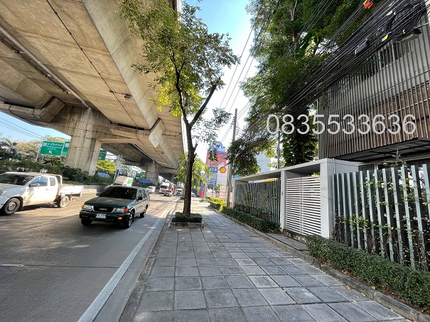 ขายตึกแถว อาคารพาณิชย์4ชั้น หลังมุม ติดถนนใหญ่พระราม9 จอดรถได้เยอะ เดินทางสะดวกมาก โทร. 0835533636