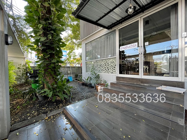 ขายตึกแถว อาคารพาณิชย์4ชั้น หลังมุม ติดถนนใหญ่พระราม9 จอดรถได้เยอะ เดินทางสะดวกมาก โทร. 0835533636