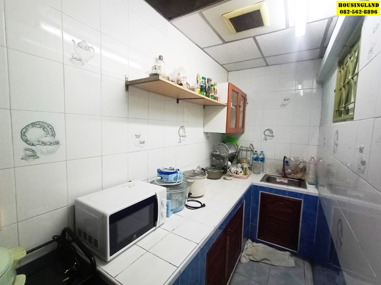 ขายบ้านทาวน์เฮ้าส์ 2 ชั้น (หลังริม) หมู่บ้านเมืองประชา บางคูวัด 