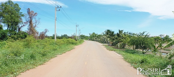 ที่ 5 ไร่ สร้างโรงงานใหญ่ 5,000 ตร.ม.อย่างลงตัว พร้อมระบายน้ำลงคลองด้านหลัง ใกล้ ถ.พระราม 2 และอีก 2 ถนนหลัก 