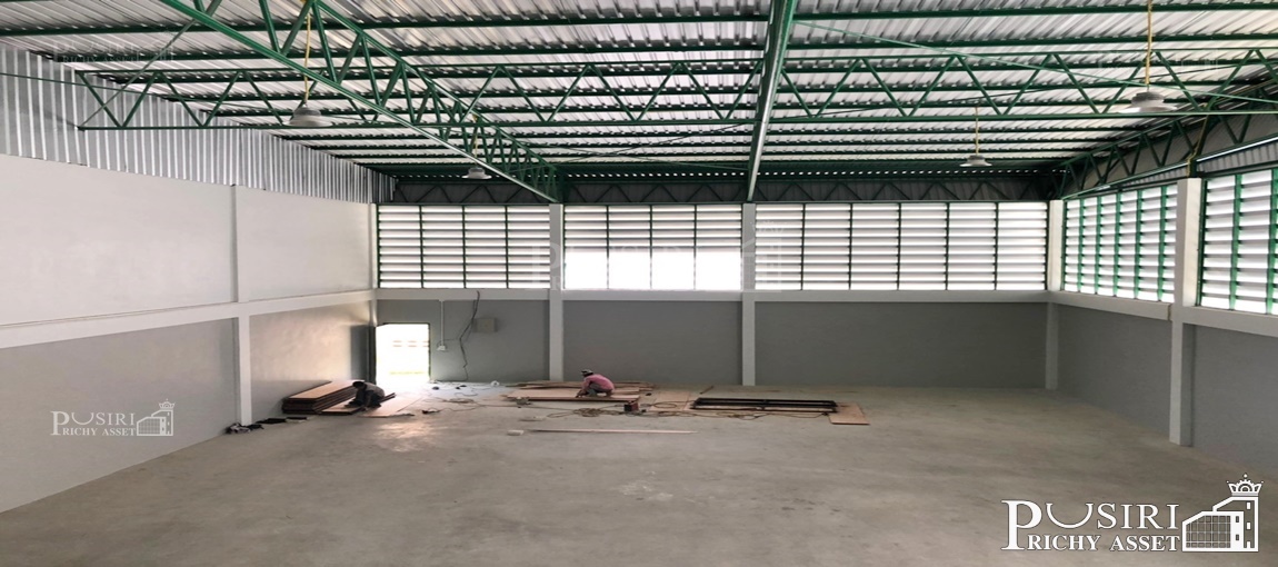 ให้เช่าโกดังใหม่แกะกล่อง 468 ตร.ม. ในซอยหมอศรี พร้อมออฟฟิศ 2 ชั้น เทรลเลอร์เข้าออกสะดวก สิ่งอำนวยความสะดวกครบ ใกล้ถนนเพชรเกษม 1.8 กม