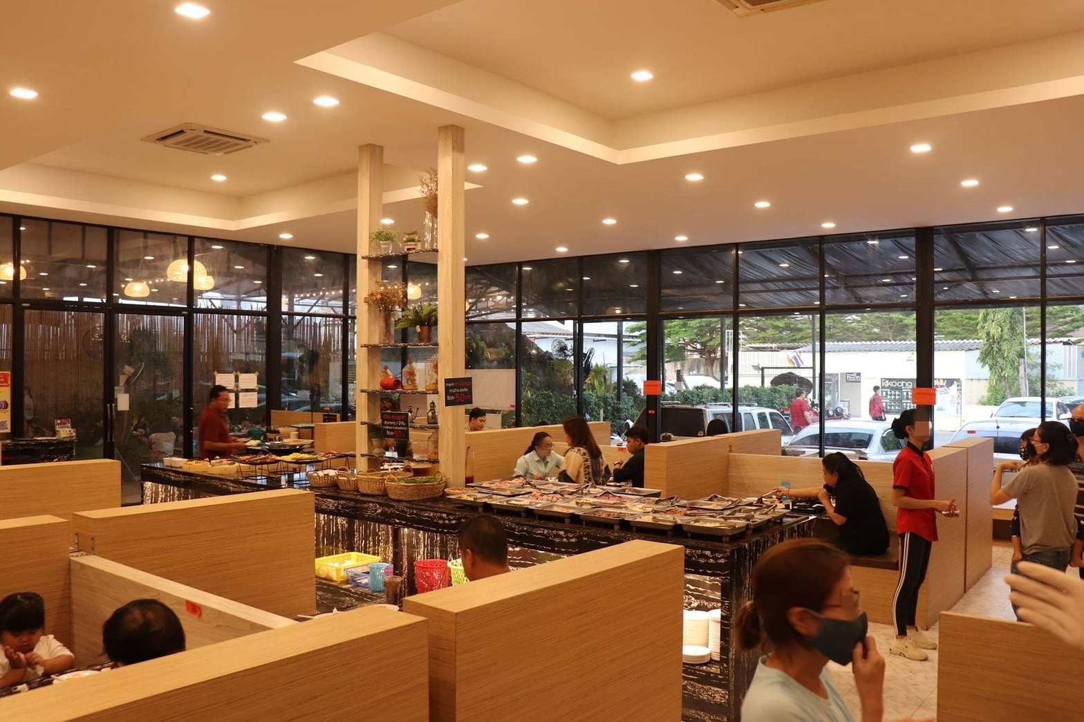 เซ้ง‼️ ร้านอาหารขนาดใหญ่ น้ำตกใจกลางเมือง  อ่อนนุช30 