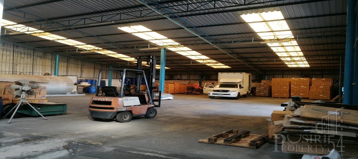 ขายโรงงาน 1 ไร่ พื้นที่ใช้สอยเยอะ เป็นสัดส่วน ครบครันด้วย ออฟฟิต เเละบ้านพักคนงาน ใกล้ ถนนพุทธสาคร    