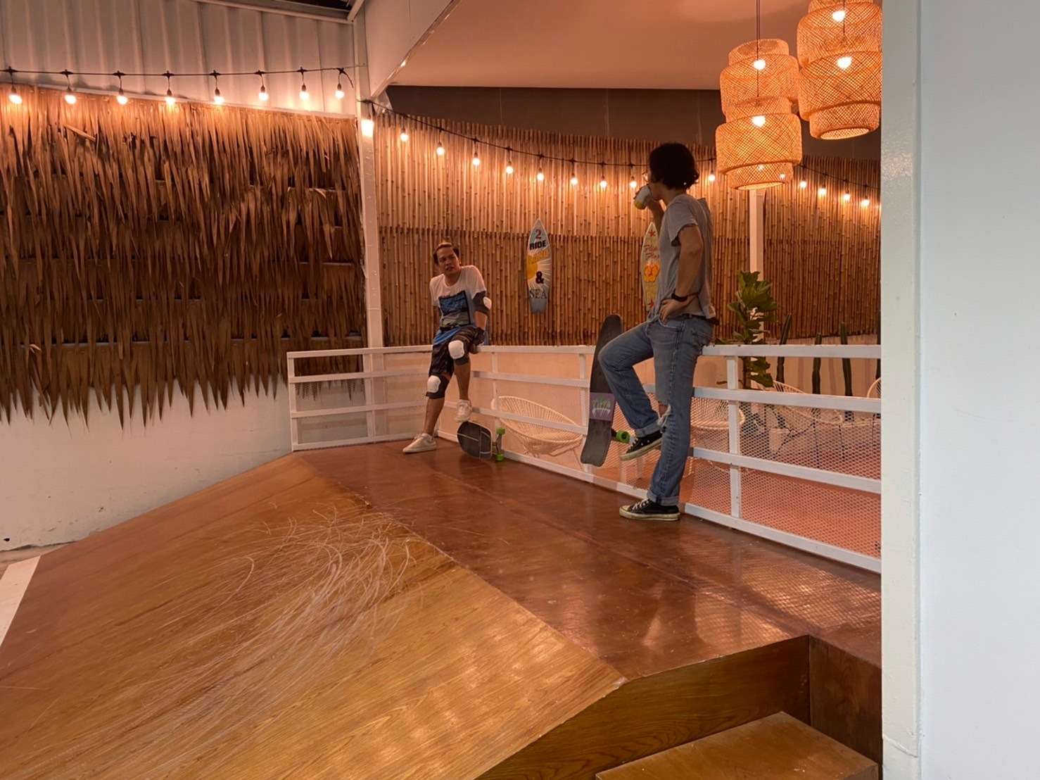 เซ้งด่วน ราคาพิเศษ ‼️ ลานเสก็ต+คาเฟ่+ร้าน บรรยากาศชายทะเล