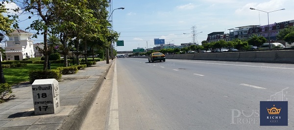 ที่สวย 4 แปลง ถมพร้อมใช้งาน เลือกขนาดได้ตามใจต้องการ ในซอยบรม 76(ขาเข้า) ใกล้มหิดล - 