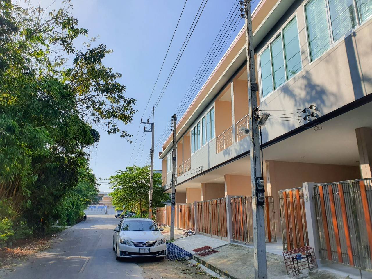 ขาย อาคารพาณิชย์ ใกล้โรงเรียนนานาชาติ bloomberry หาดใหญ่