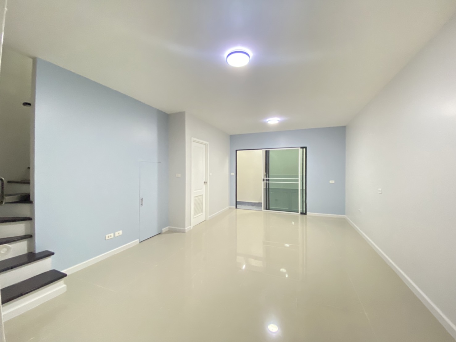 ขายถูก หมู่บ้านพฤกษาไลท์ ล็อกซ์ สุขุมวิท-เทพารักษ์ พร้อมอยู่ ตกแต่งใหม่ 