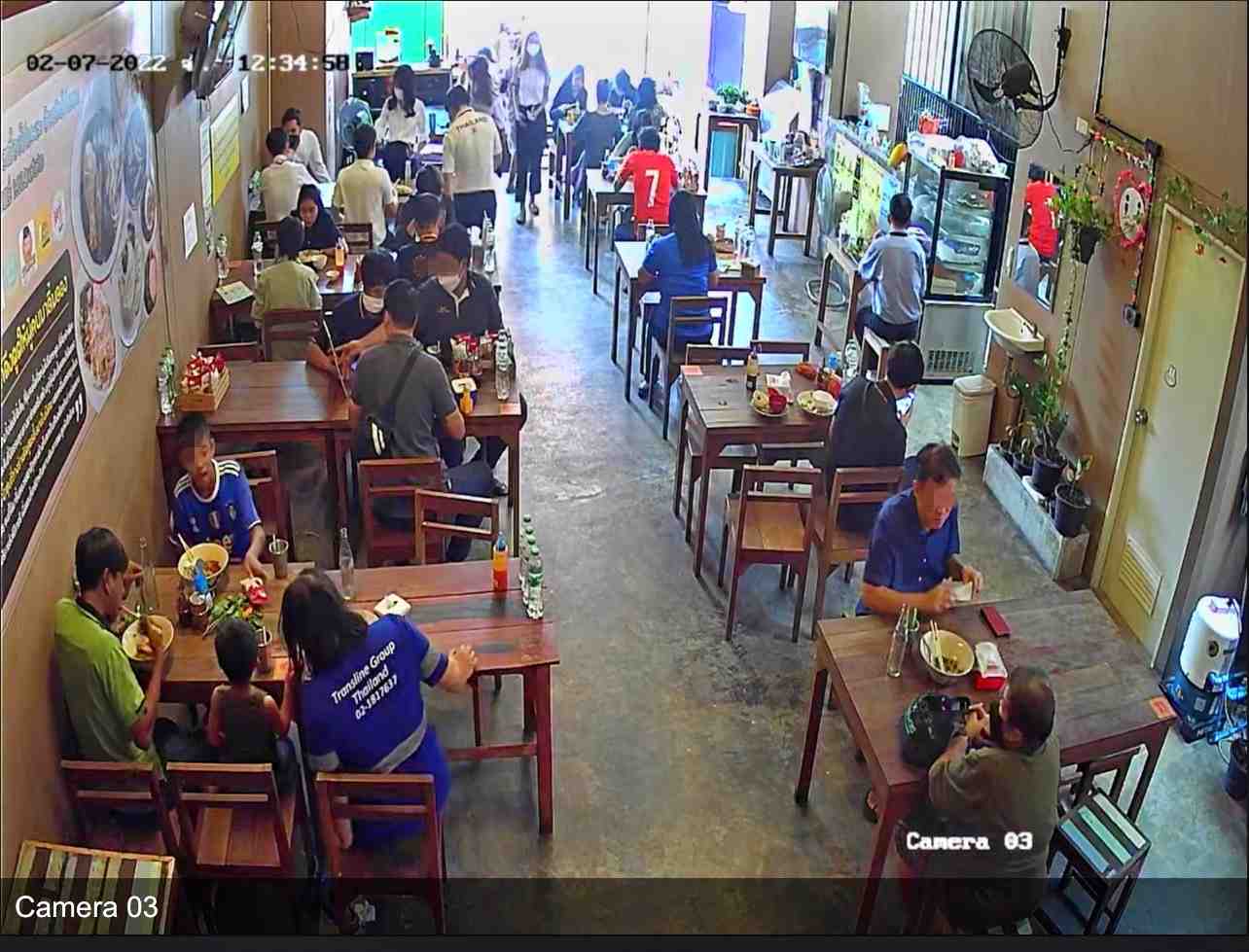 ปล่อยเซ้ง‼️ ร้านข้าวมันไก่ ก๋วยเตี๋ยวไก่และเครป ปากซอยกรุงเทพกรีฑา15  รอบข้างเป็นออฟฟิศ