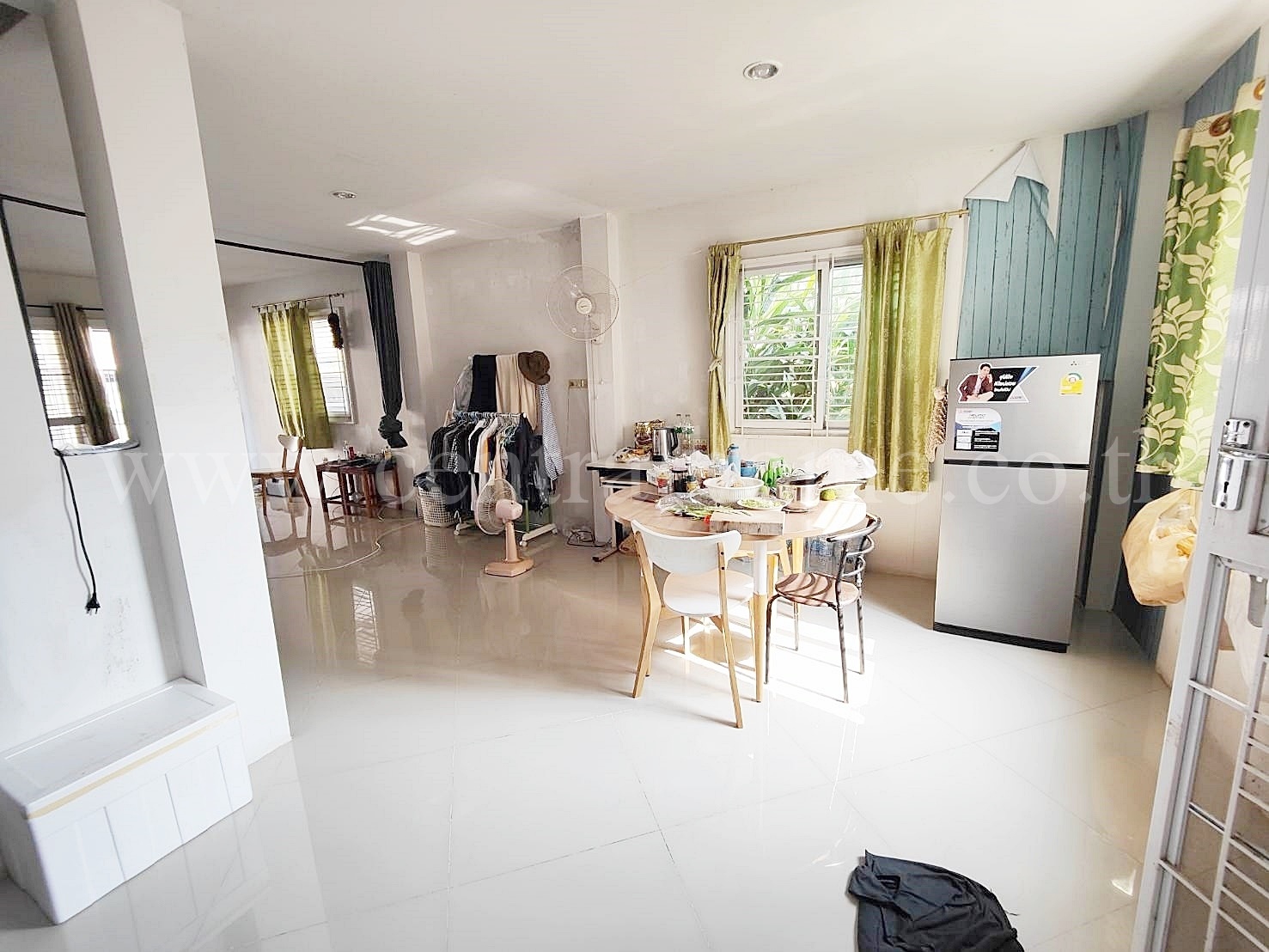 บ้านแฝด หมู่บ้าน สิวารัตน์ 9 บางบัวทอง - ไทรน้อย หลังมุม