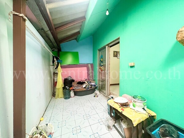 ทาวน์เฮ้าส์ หมู่บ้าน เจษฎา 9 ลำลูกกา คลอง 4
