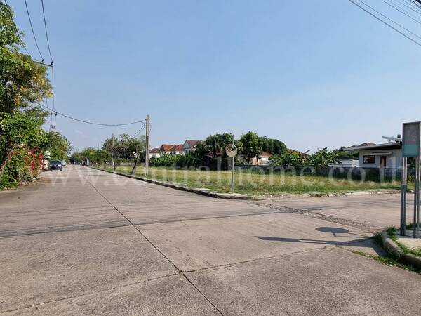 ที่ดินเปล่า หมู่บ้านชวนชื่น บางนา 50 ตารางวา