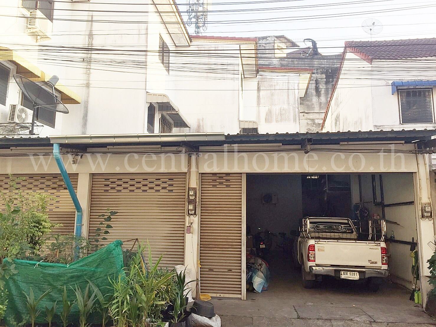 อาคารพาณิชย์ 3 คูหา ศรีราชา ชลบุรี ทำเลค้าขายได้