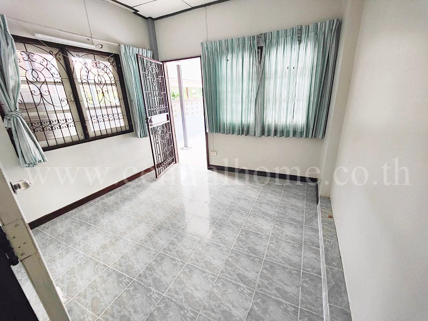 บ้านเดี่ยว เพชรชมพู 2 คลอง 8 ปรับปรุงใหม่พร้อมอยู่