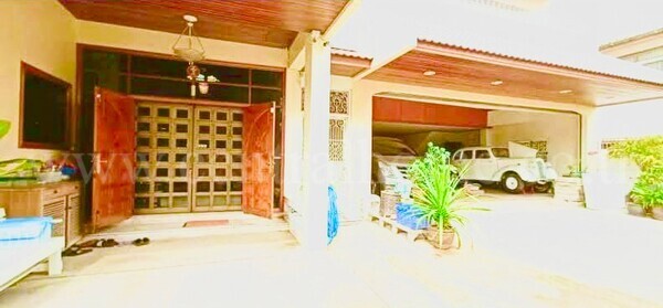บ้านเดี่ยว 2 หลัง 102 ตารางวา แยก สุทธิสาร - รัชดา