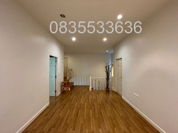 ให้เช่าบ้านเดีี่ยว หลังมุม เดอะ ยูโรเปี้ยน มี 3ห้องนอน 4ห้องน้ำ 1ห้องนั่งเล่น 1ห้องครัว 1ห้องแม่บ้าน รับสัตว์เลี้ยง โทร 0835533636