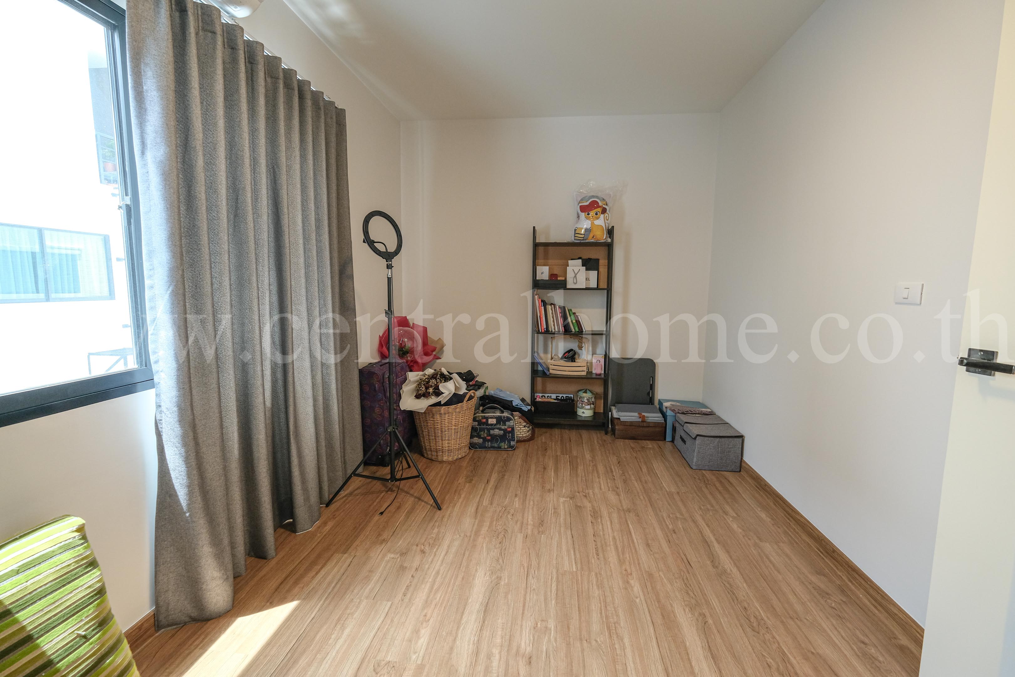 ทาวน์โฮม บ้านกลางเมือง ศรีนครินทร์ - อ่อนนุช