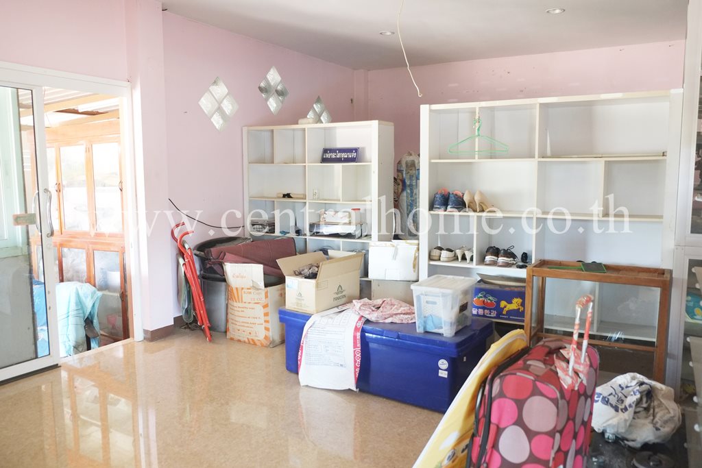 บ้านชั้นเดียว พร้อม ที่ดิน 4 - 1 - 45 ไร่ จังหวัดฉะเชิงเทรา