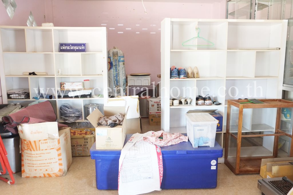 บ้านชั้นเดียว พร้อม ที่ดิน 4 - 1 - 45 ไร่ จังหวัดฉะเชิงเทรา