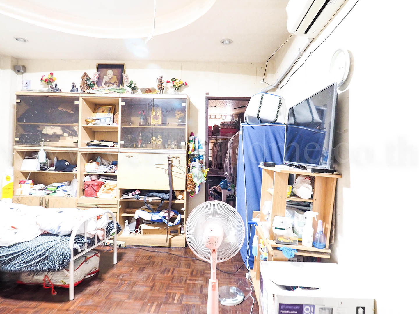 ตึกแถว ประชาชื่น 24 ห้องริม