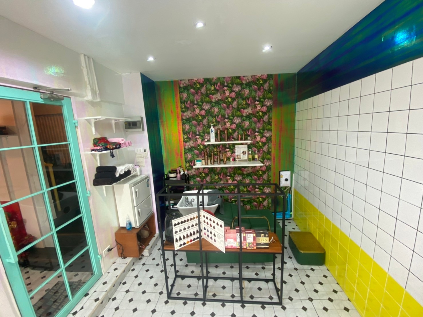 เซ้งด่วน‼️ ร้านทำเล็บ+ทำผม #ใหญ่ที่สุดในห้วยขวาง #สี่แยกห้วยขวาง