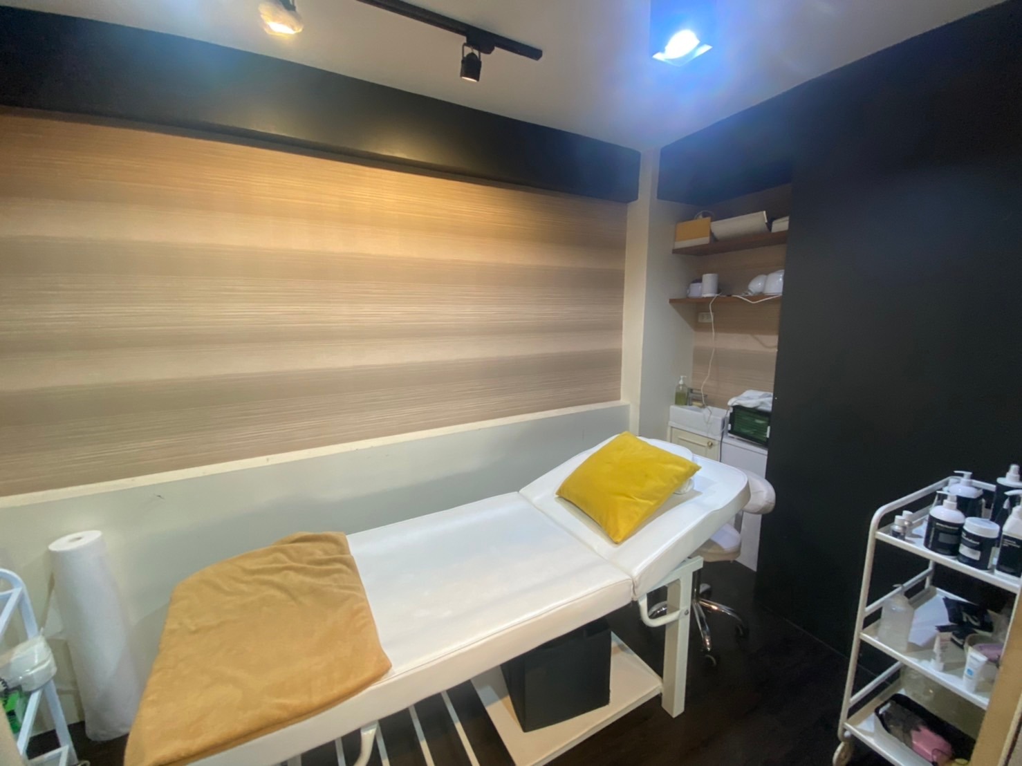 เซ้งด่วน‼️ ร้านทำเล็บ+ทำผม #ใหญ่ที่สุดในห้วยขวาง #สี่แยกห้วยขวาง