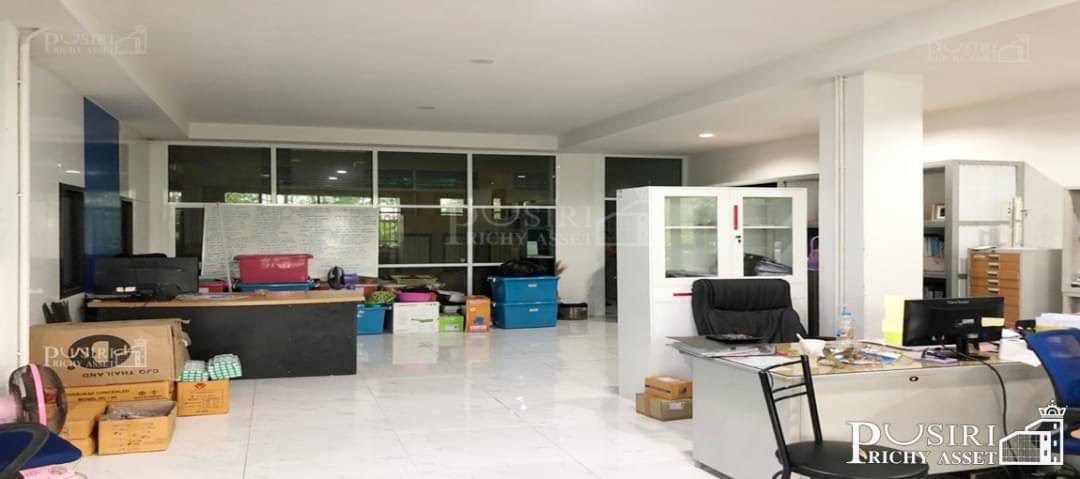 โกดังติดถนน ใหญ่ในราคาถนน ซอย พร้อมสำนักงาน และบ้านพักคนงาน 1 ไร่เศษ ลูกค้าสังเกตุคุณได้ง่ายๆ แถมกู้ผ่านสบายๆ - KK004588s