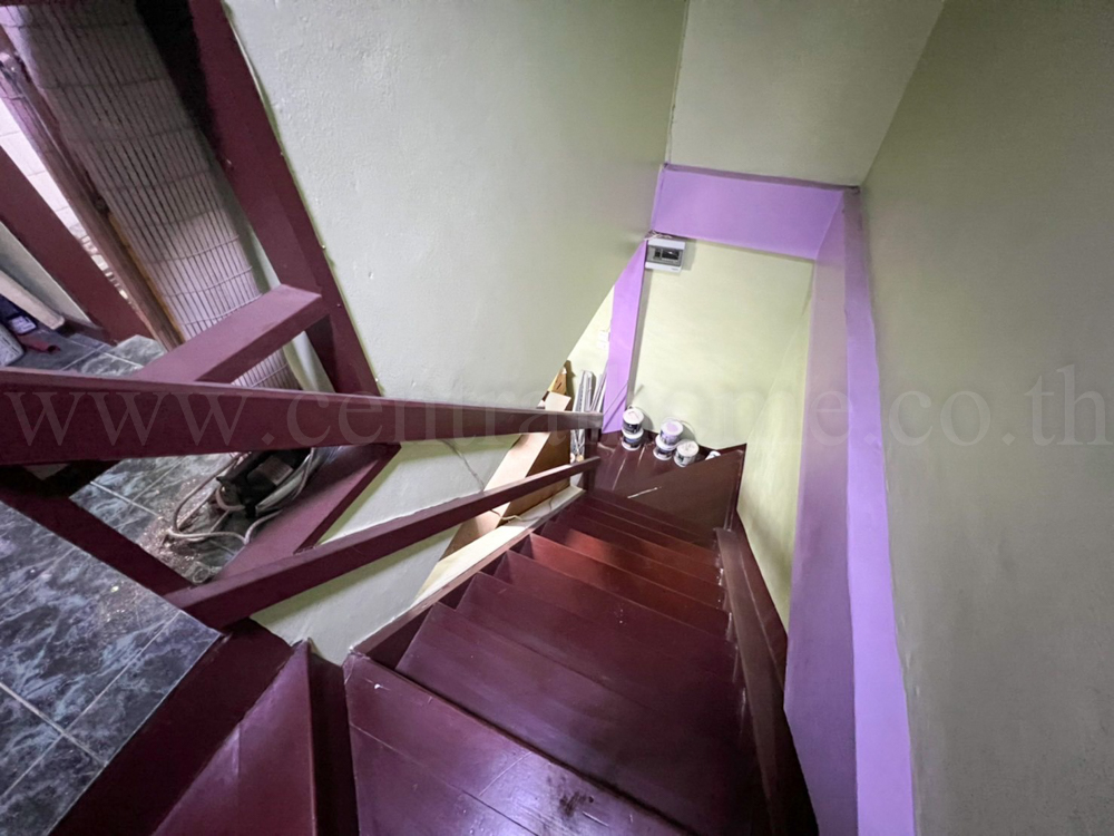 บ้านแฝด หมู่บ้าน ลานทอง ติวานนท์ - แจ้งวัฒนะ