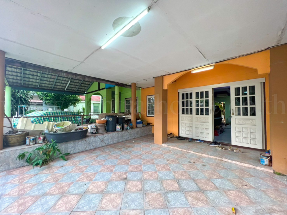 บ้านแฝด หมู่บ้าน ลานทอง ติวานนท์ - แจ้งวัฒนะ