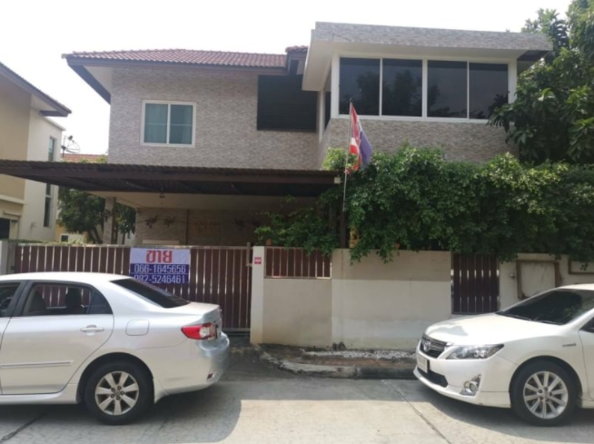 ขายบ้านเปล่า ให้เฟอร์นิเจอร์บิ้วอิน หมู่บ้าน วิลล่า อะคาเดีย (เฟส 1)