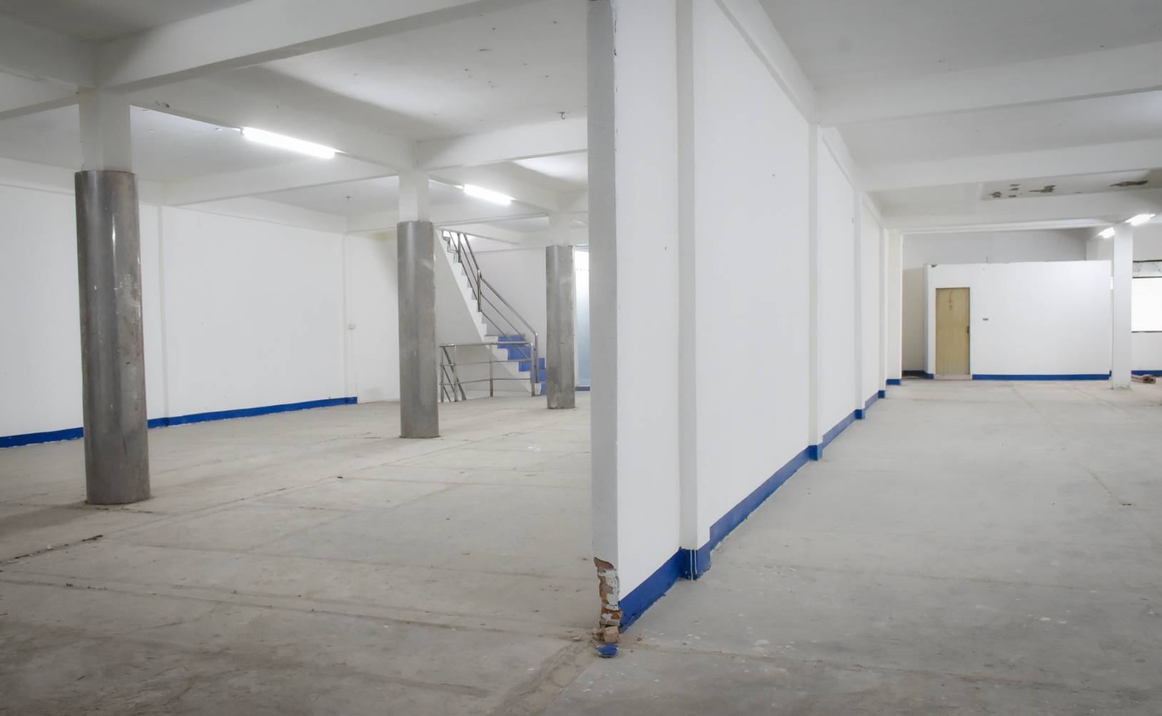 ให้เช่า /Rent/租 อาคารพาณิชย์ 4คูหา 6ชั้น ทำเลดี ย่านสุขุมวิท บางนา