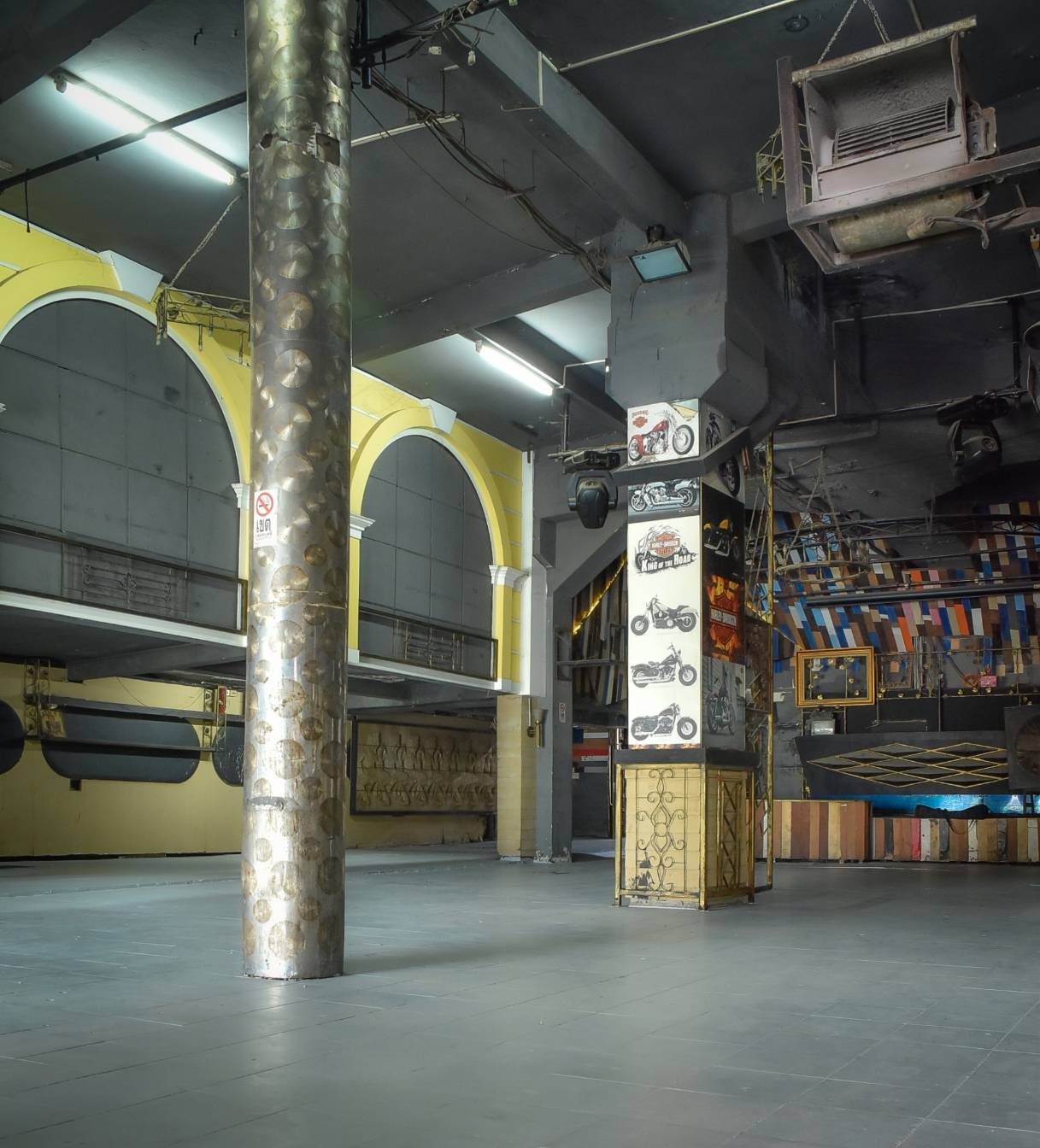 ให้เช่า /Rent/租 อาคารพาณิชย์ 4คูหา 6ชั้น ทำเลดี ย่านสุขุมวิท บางนา