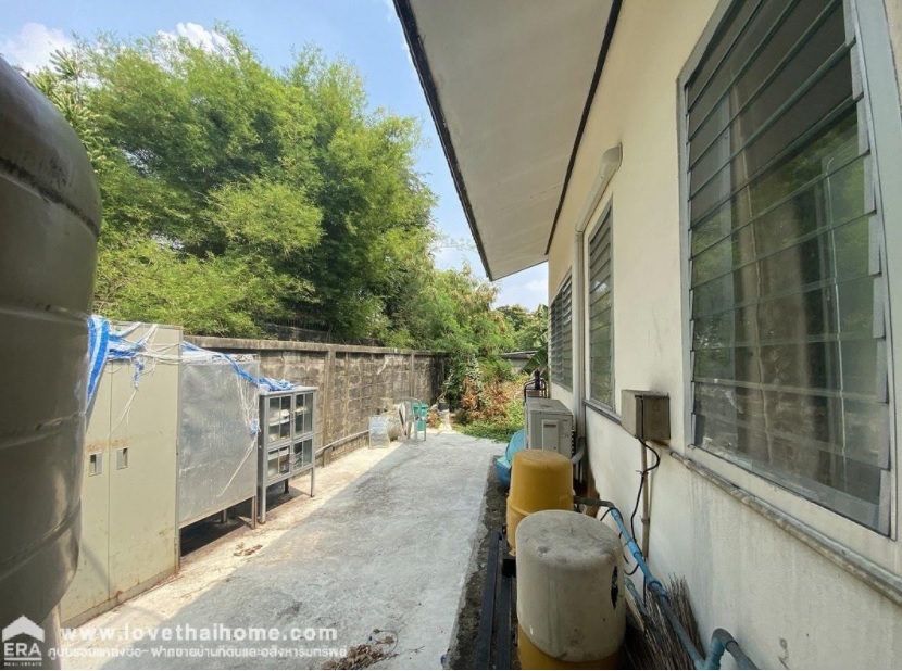 ขายบ้านรามอินทรา14 แยก2  จากถนนใหญ่เข้าซอยเพียง 300 เมตร รีบขายด่วน