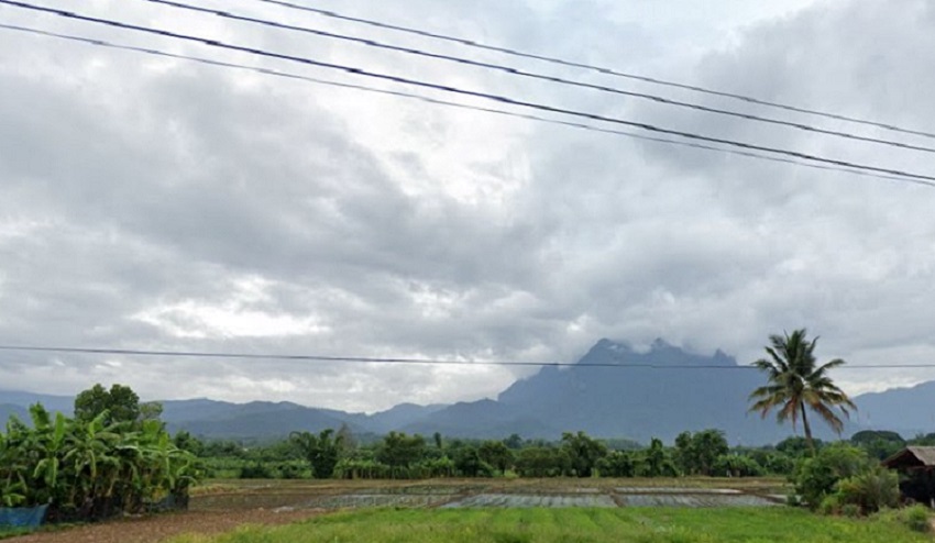 ที่ดิน / ที่นา 7 ไร่ 3 งาน 74 ตร.ว วิวดอยหลวงชัดเจน หน้ากว้างยาว ติดลำเหมือง ติดถนน 