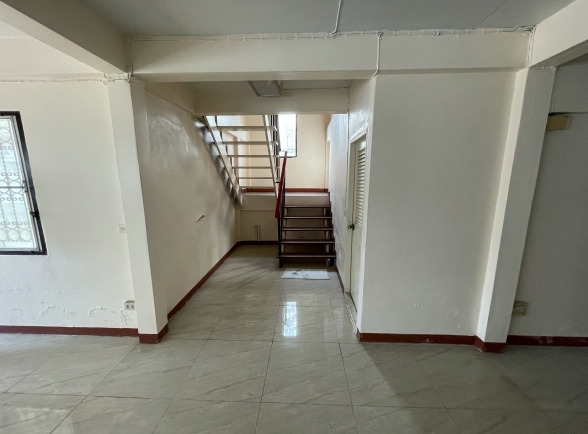 ขาย บ้านเดี่ยว 2 ชั้น  ทำเลสะดวกสบายทีสุด  ลาดพร้าว 63 เจ้าของขายเอง