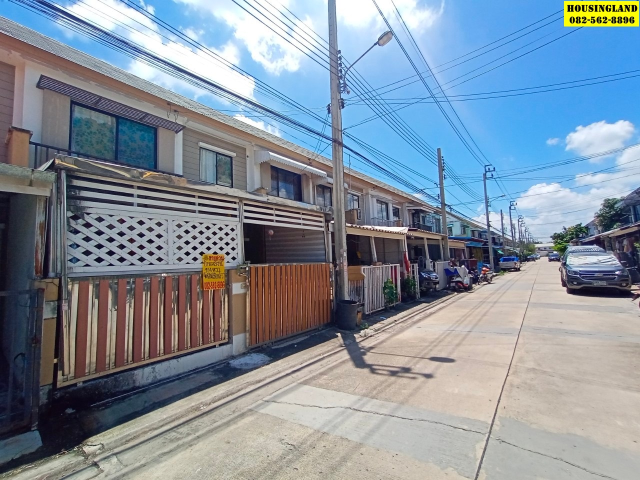 ขายทาวน์เฮ้าส์ 2 ชั้น หมู่บ้านพฤกษา 58 (ลาดกระบัง-สุวรรณภูมิ) ตำบลศรีษะจรเข้น้อย อำเภอบางเสาธง จังหวัดสมุทรปราการ 
