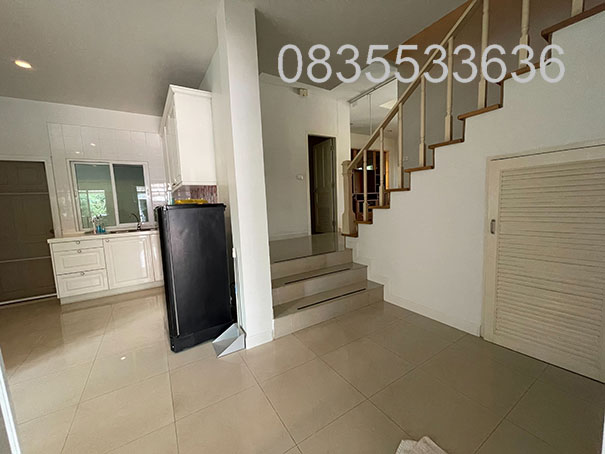 ให้เช่าบ้านเดีี่ยว หลังมุม เดอะ ยูโรเปี้ยน มี 3ห้องนอน 4ห้องน้ำ 1ห้องนั่งเล่น 1ห้องครัว 1ห้องแม่บ้าน รับสัตว์เลี้ยง โทร 093-989-6569