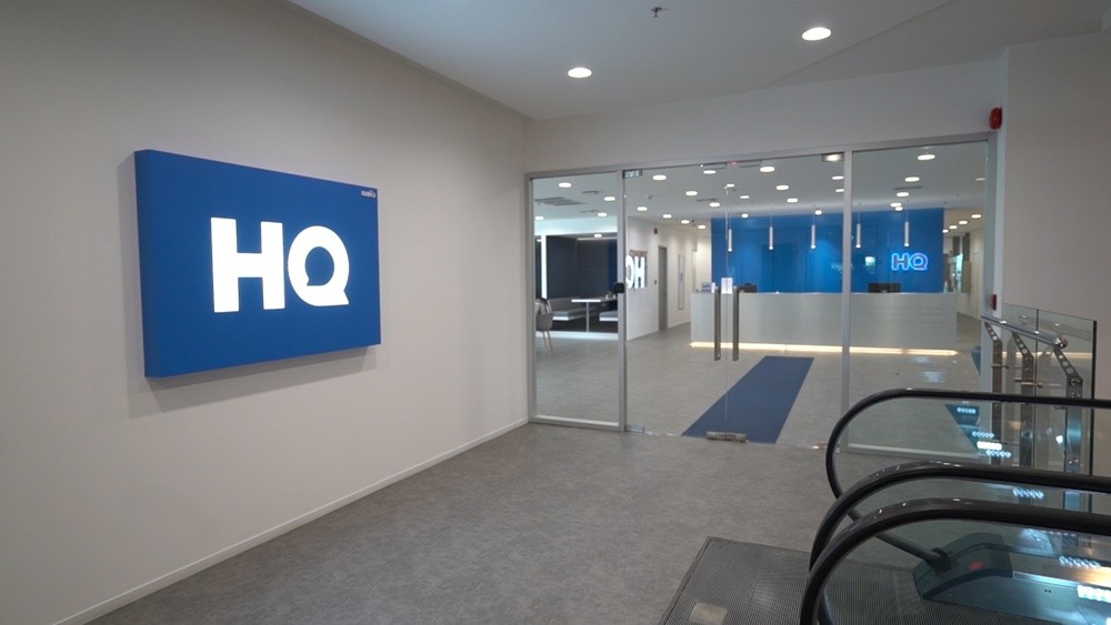 Office space for rent !! HQ Metropolis Samrong good location