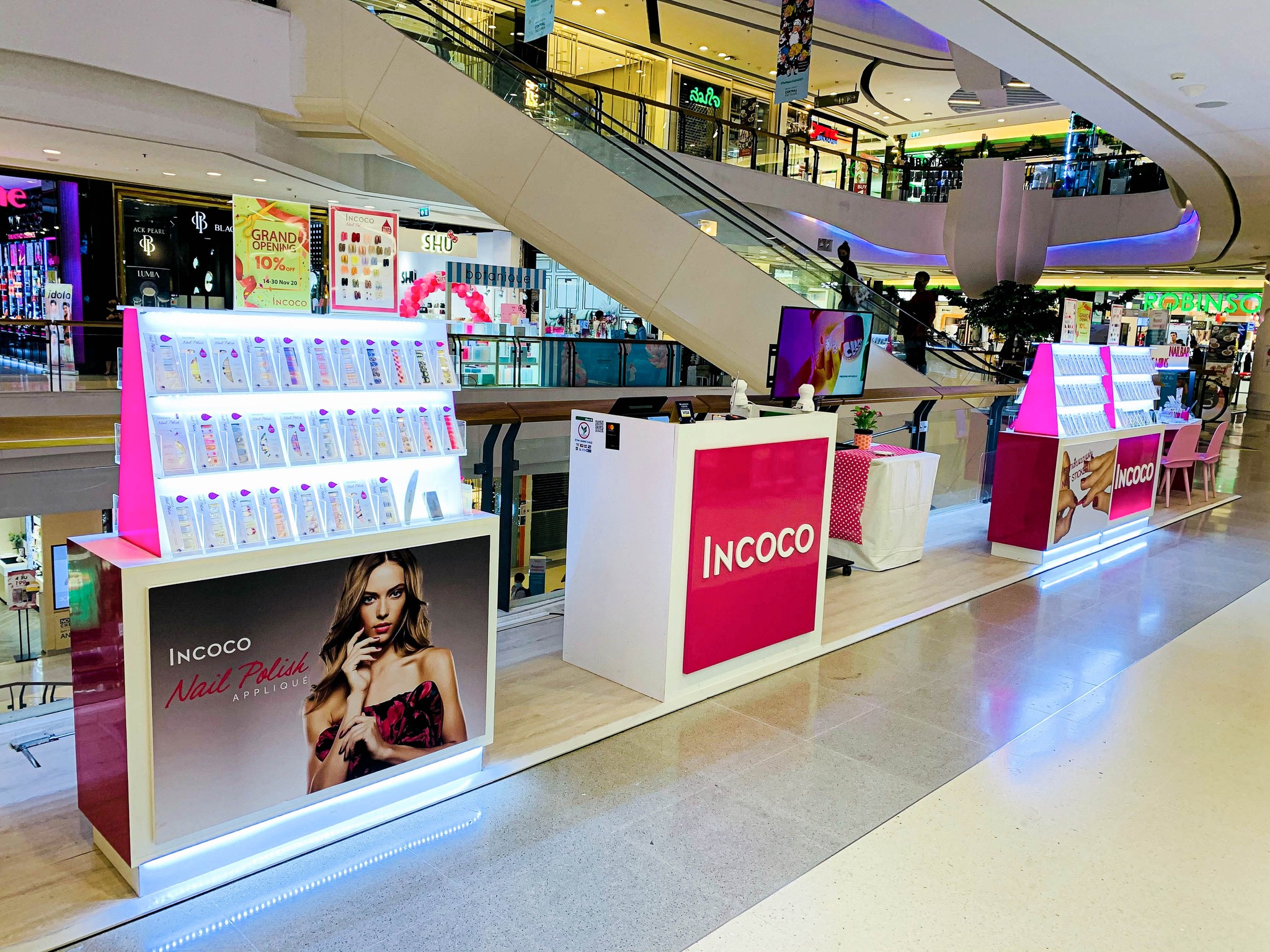 เซ้ง‼️ ร้านทำเล็บ พร้อมสินค้ายาทาเล็บแบบแผ่น INCOCO & Pink Nova #ในเซ็นทรัลพระราม 9