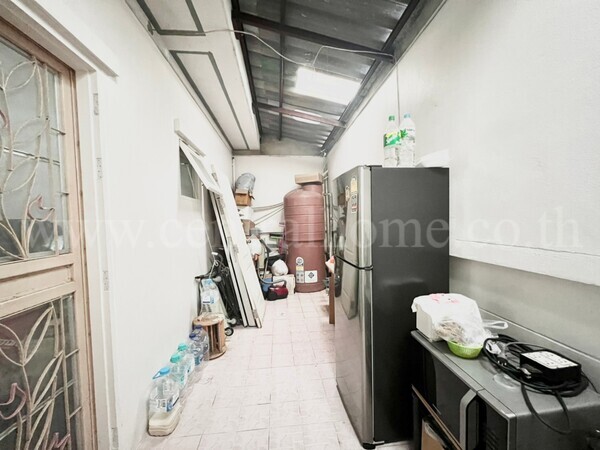 ทาวน์เฮ้าส์ บ้านฟ้า ปิยรมณ์ เทนโดร เฟส 5 ลำลูกกา