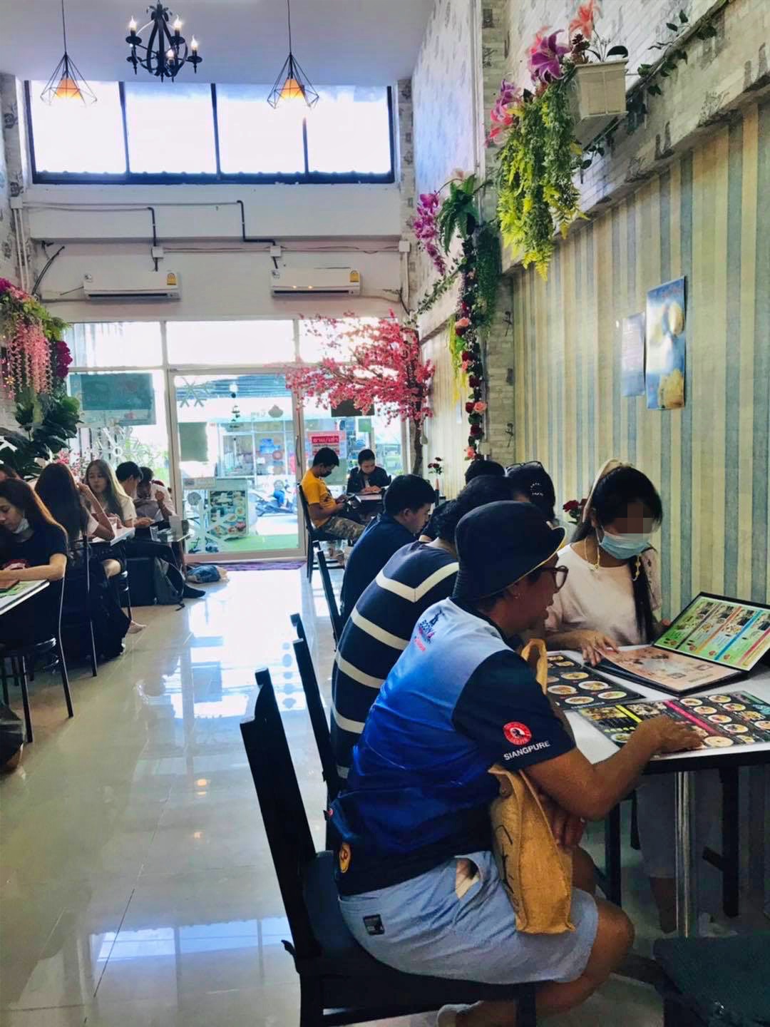 เซ้ง‼️ คาเฟ่+อาหาร #ลาดกระบัง @ #ใกล้ทางเข้า สถาบันเทคโนโลยีพระจอมเกล้าเจ้าคุณทหารลาดกระบัง